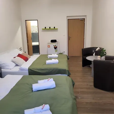 Nefrit Garni & Bar 3* Česká Kamenice