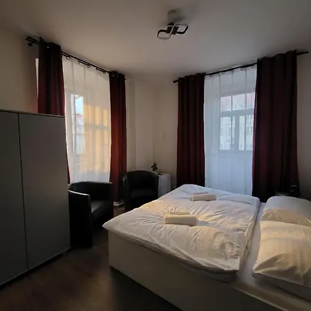 Gasthuis Nefrit Garni & Bar Česká Kamenice