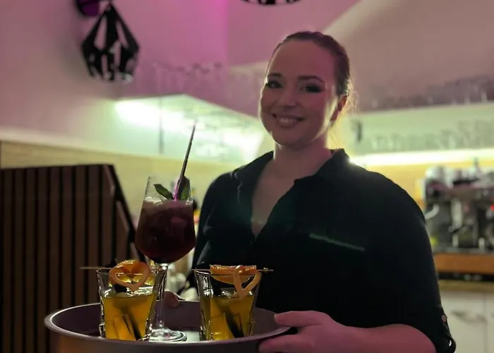 Nefrit Garni & Bar بيت ضيافة Česká Kamenice